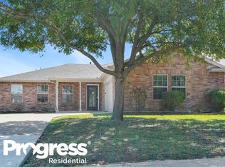 1405 Buckingham Dr, Forney, TX 75126