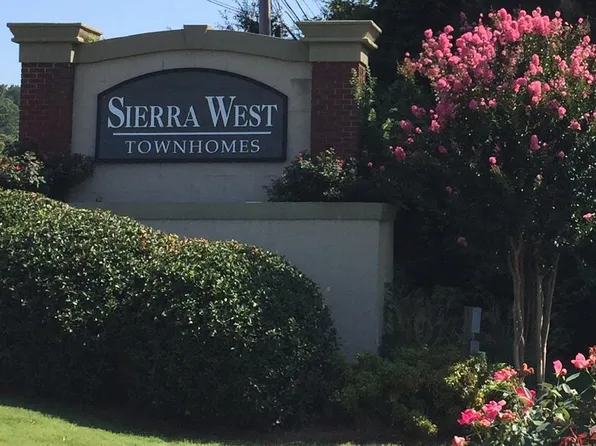 410 Summer Pl, Norcross, GA 30071