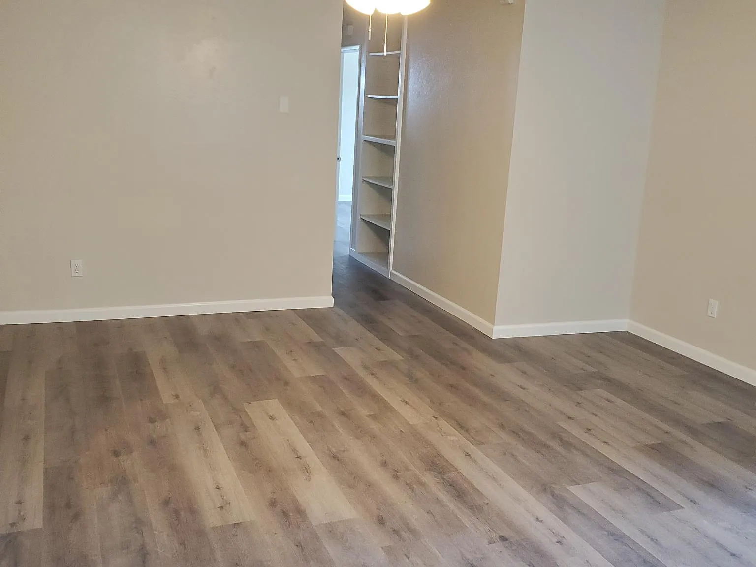 2 bed, 920 sqft, $2,495 — Photo 4