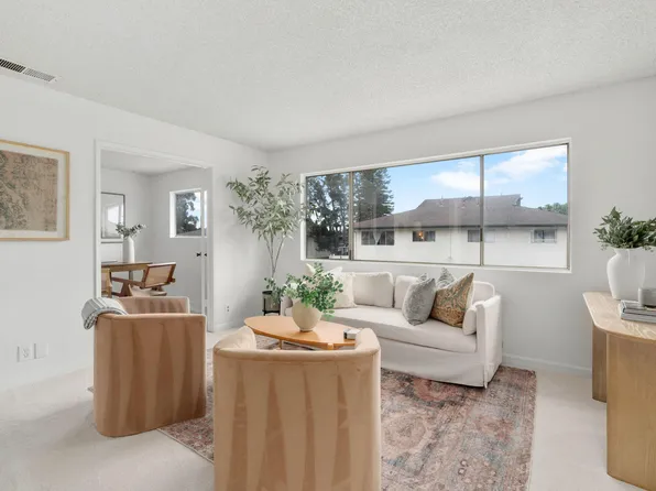 391 Northgate Dr APT D, Goleta, CA 93117