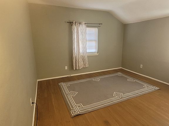 5th image of 190 Victory Ln