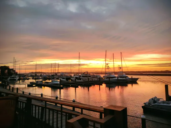 1918 Marsh Oak Ln, Johns Island, SC 29455