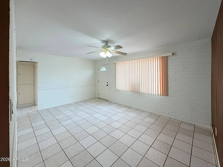 11329 W Duluth Ave — Photo 7