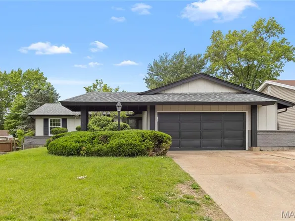 11735 Old Halls Ferry Rd, Florissant, MO 63033