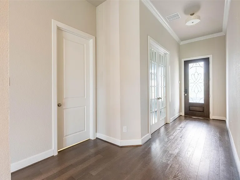 1113 Peacock Blvd — Photo 7