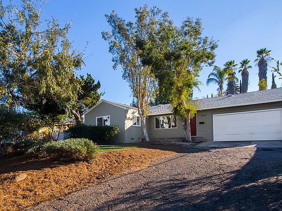 2nd image of 2027 Mountain View Dr