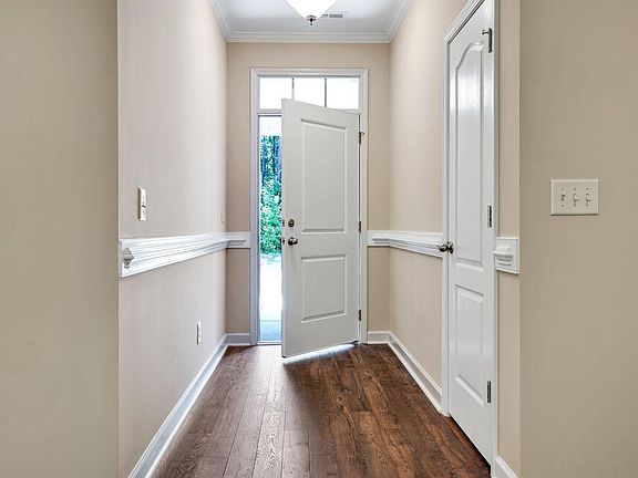 322 Dunbarton Lane-03 Compressed