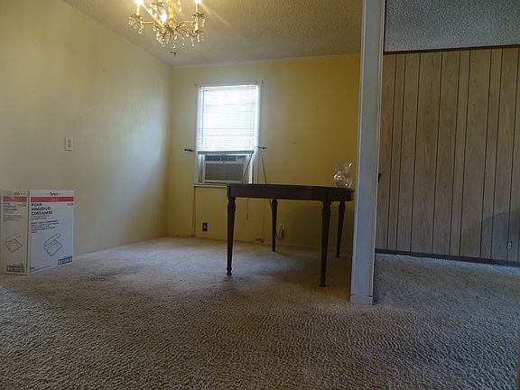 3rd image of 1632 Chula Vista St