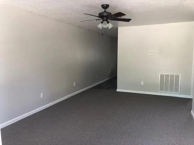 8031 Alexandria Hwy — Photo 6