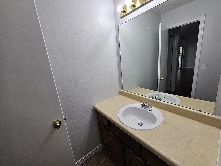 2908 N Fonshill Ave — Photo 17