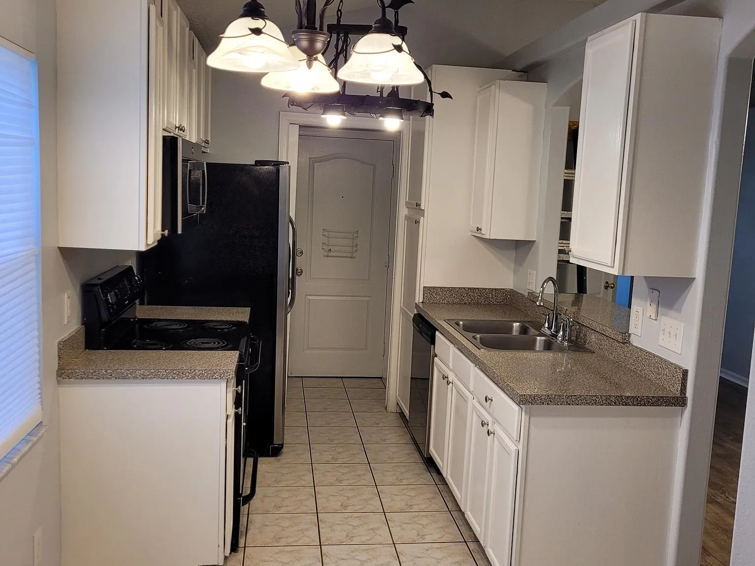1259 Melontree Ct — Photo 2