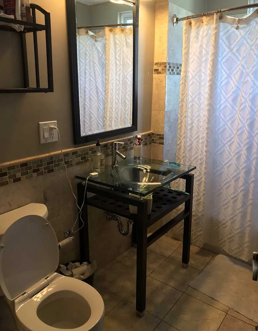 4 bed, 1.5 bath, $3,600 — Photo 4