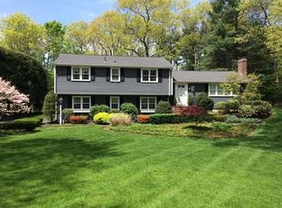 4 Mast Hill Rd, Hingham, MA 02043