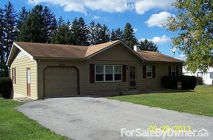 Front View
						:
						paved driveway