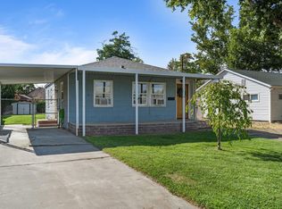 303 Rossell Ave, Richland, WA 99352