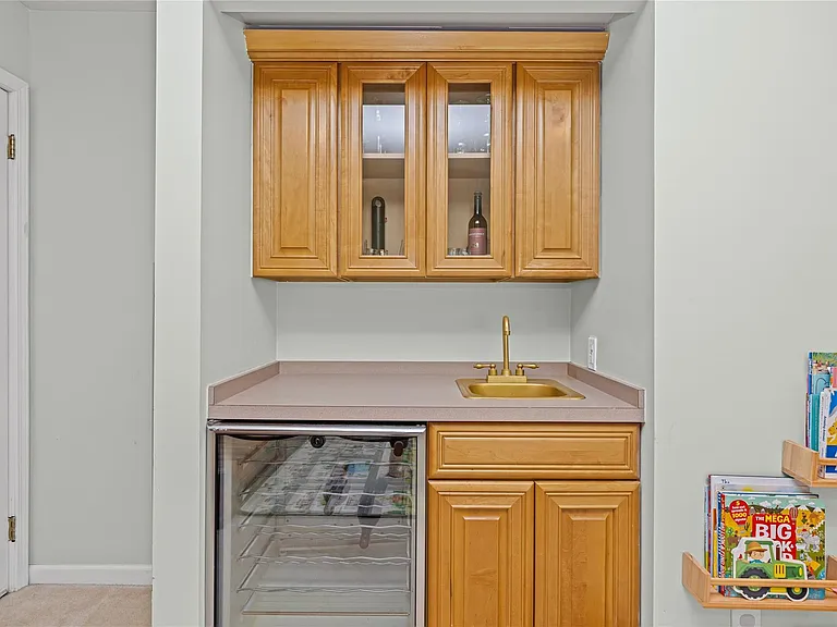 16610 Old Bedford Rd — Photo 20