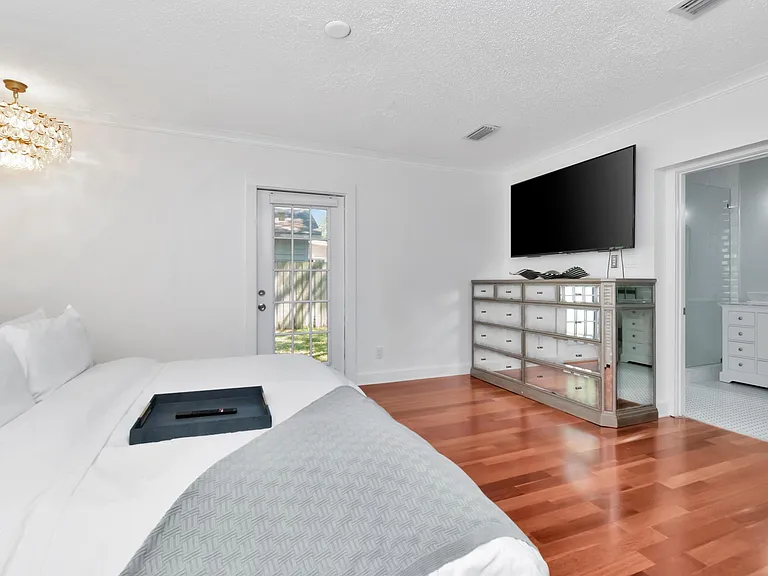 3906 W San Obispo St — Photo 17