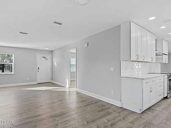 3rd image of 180 Brandy Hills Dr
