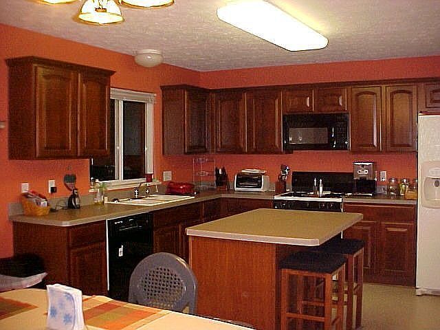 2nd image of 543 Andover Cir