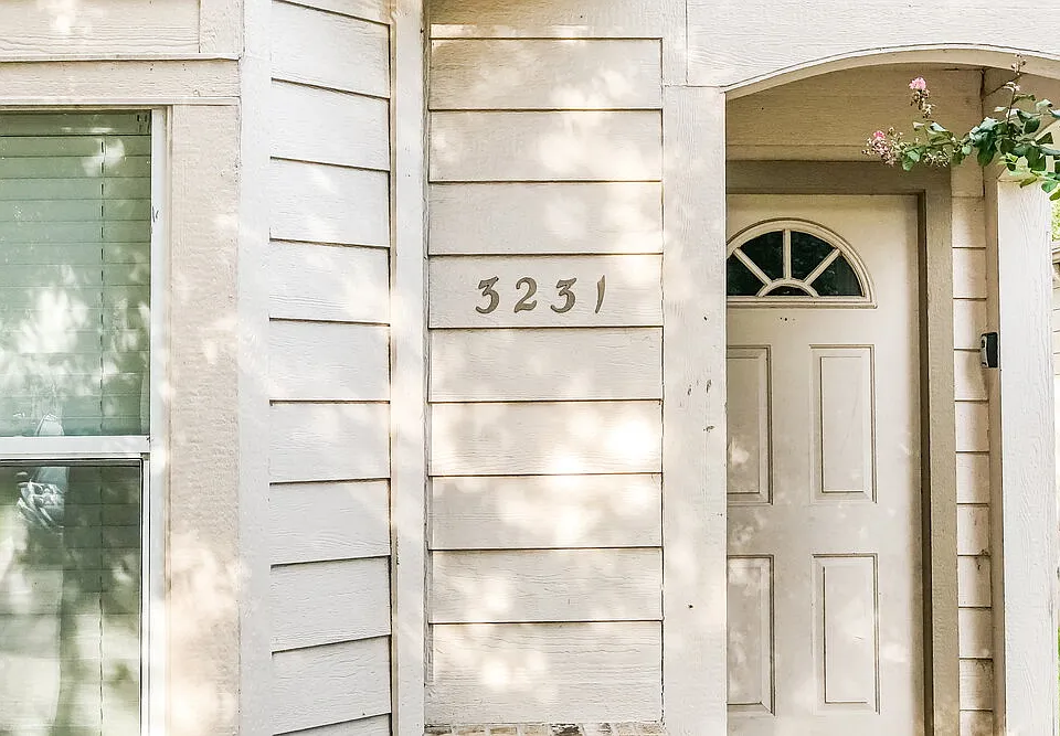 3231 Dartmouth Field Ln