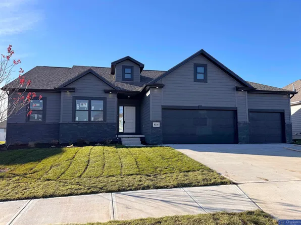 6316 N 208th St, Elkhorn, NE 68022