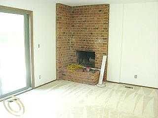 4th image of 87 Forthton Ave #93