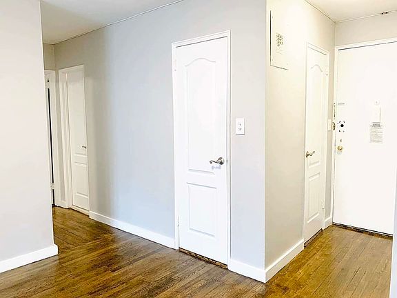 3rd image of 6601 Broadway #E3