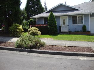 2304 NW 1st St, Gresham, OR 97030