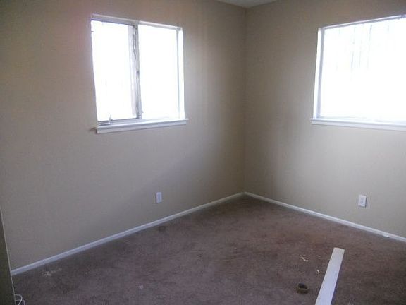 5th image of 1737 S Price Ave