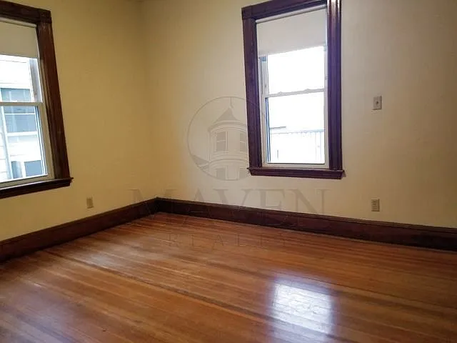 66 Park St #1 — Photo 4
