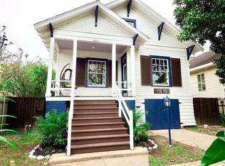 3420 Bernardo De Galvez, Galveston, TX 77550