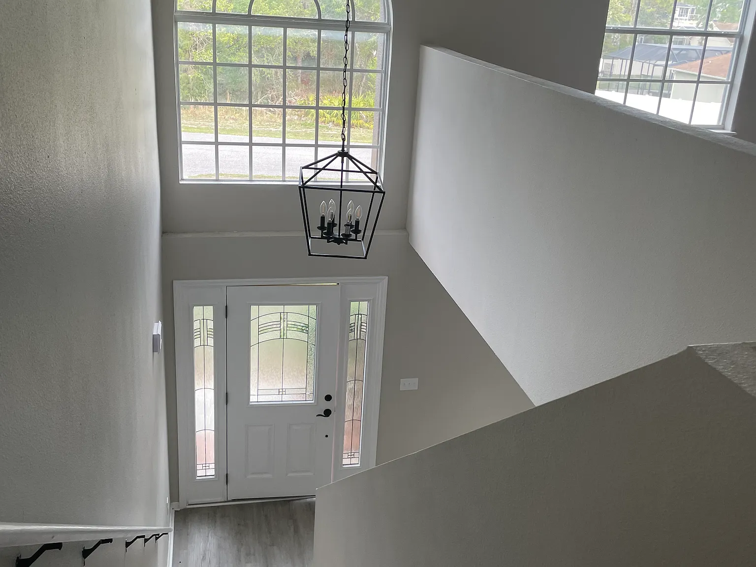 4 bed, 3.5 bath, 3061 sqft, $3,100 — Photo 2