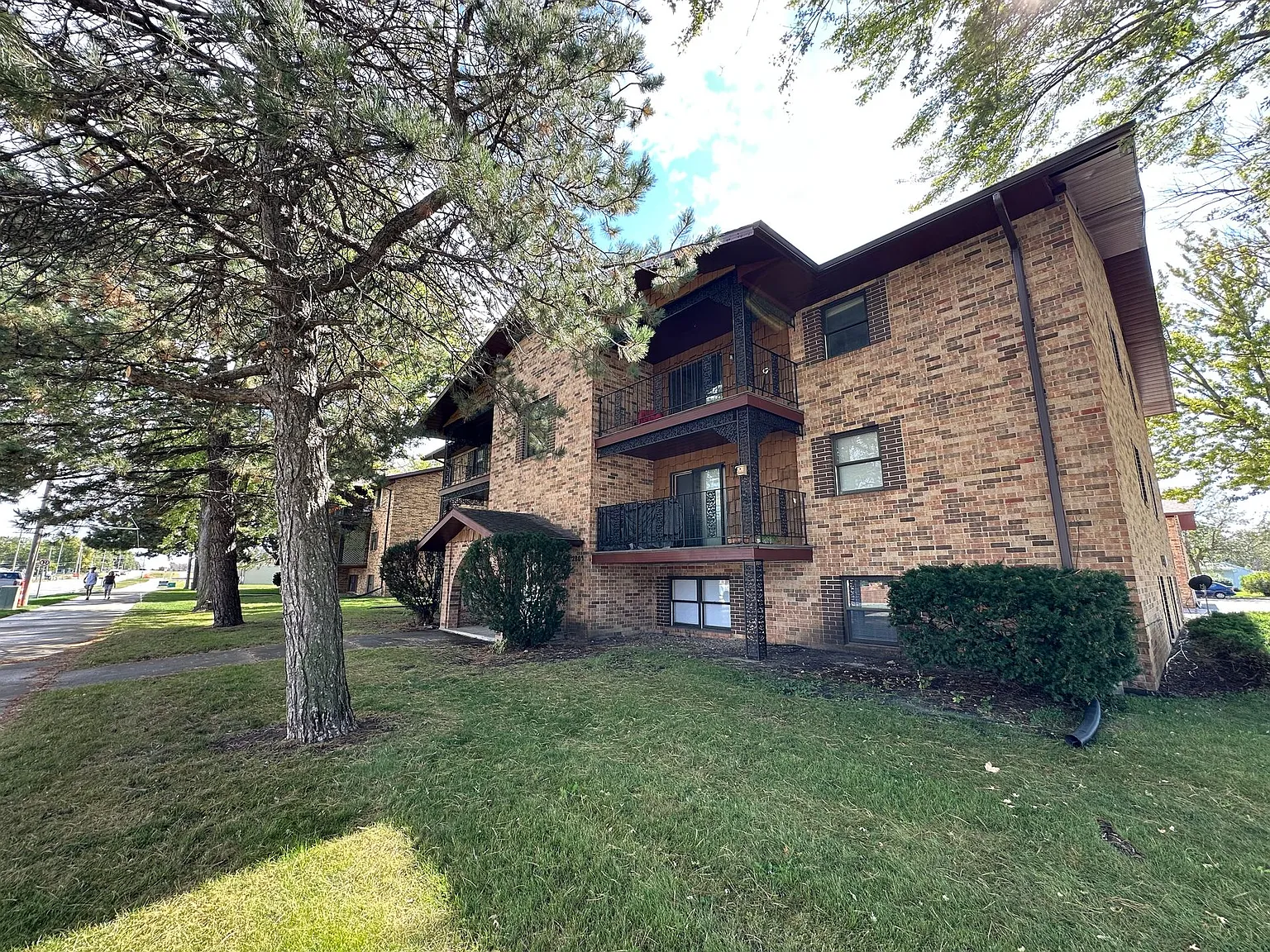 Charming Home in Fort Dodge - 2805 10th Ave N — Photo 3