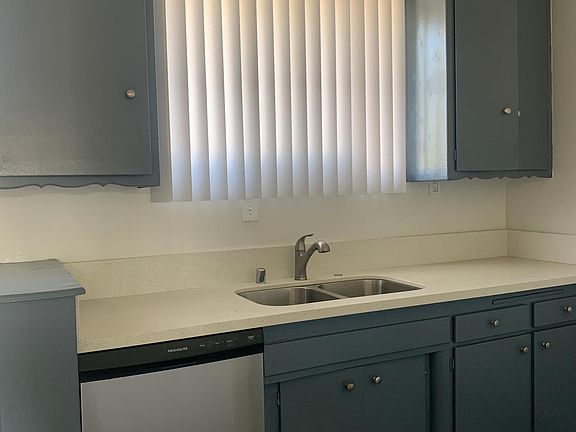 Kitchen Granite Countertop