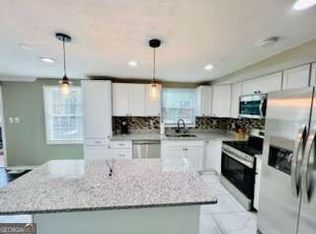 3200 Bethsaida Rd, Fairburn, GA 30213
