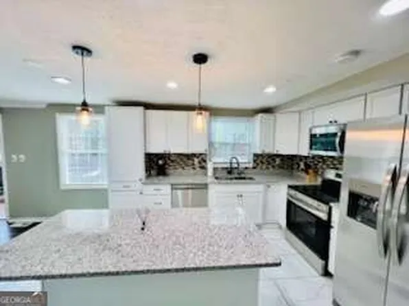 3200 Bethsaida Rd, Fairburn, GA 30213
