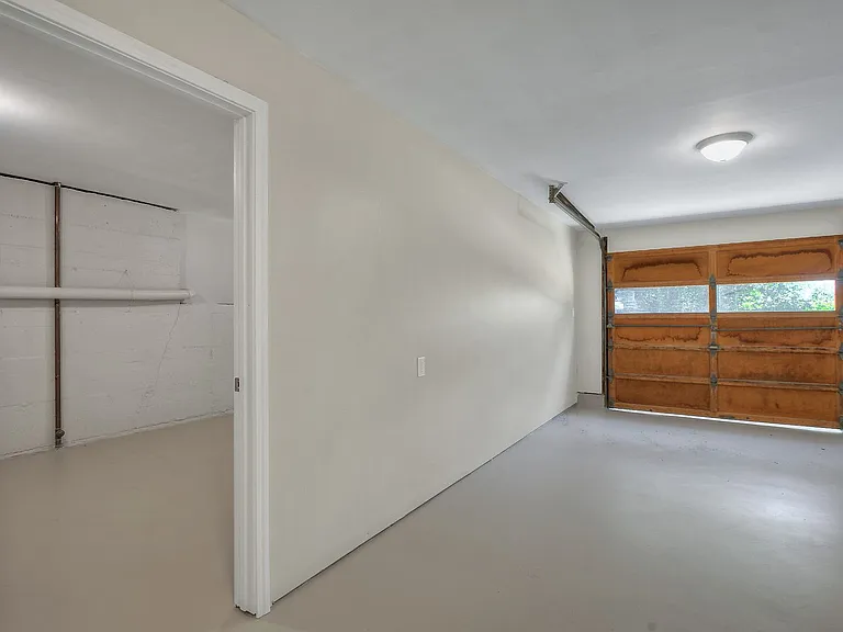 Briarcrest 32 — Photo 15