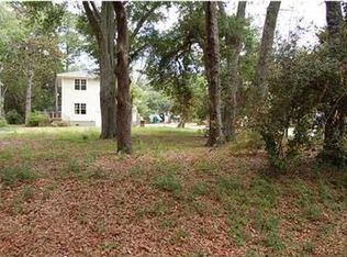 735 Hill St, Mount Pleasant, SC 29464