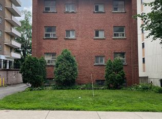 215 Jackson St W #1, Hamilton, ON L8P 1M1