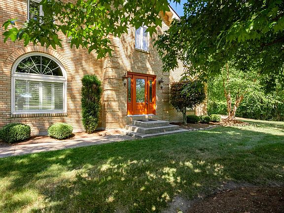 3rd image of 2786 S Butternut Creek Dr
