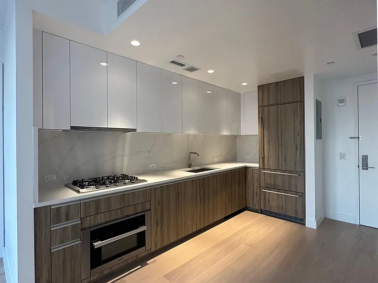 136-18 Maple Ave #17 — Photo 1
