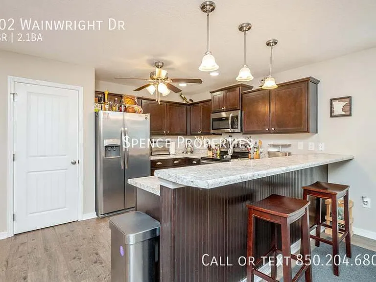 202 Wainwright Dr — Photo 7
