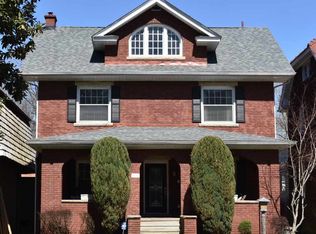 438 13th Ave, Huntington, WV 25701