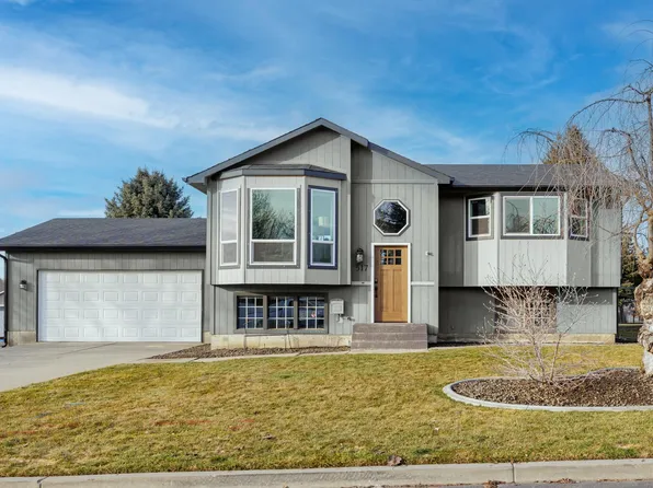 517 E Westcrest Ave, Colbert, WA 99005