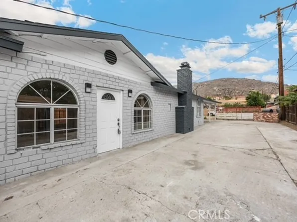 11988 Pepper St, Bloomington, CA 92316