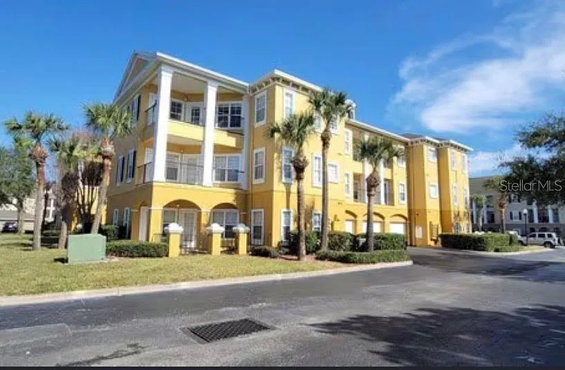 2 bed, 2.0 bath, 1174 sqft, $2,350 — Photo 1