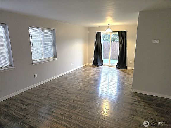 5th image of 134 99th St Ct E