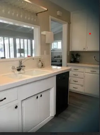 Kitchen area