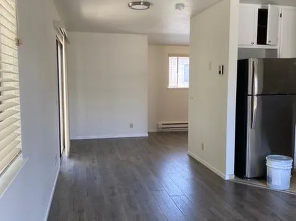 200 Park Ave #3, Monterey, CA 93940