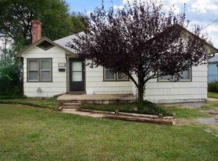 2432 S Hydraulic Ave, Wichita, KS 67216